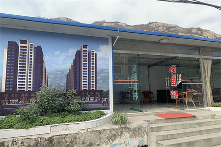 龙都科信小区2室2厅1卫82万109.4m2中档装修出售